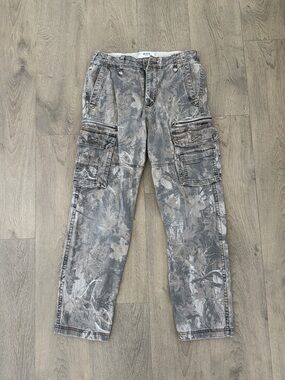 Hollister Cargo Camo Pants